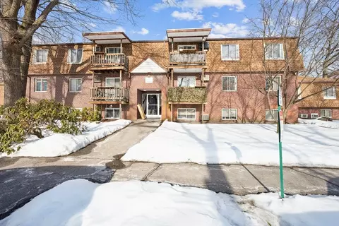 144 Thissell Ave #11, Dracut, MA 01826