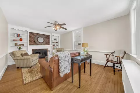 24 Mellen St, Needham, MA 02494 photo 3