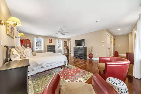 24 Mellen St, Needham, MA 02494 photo 14