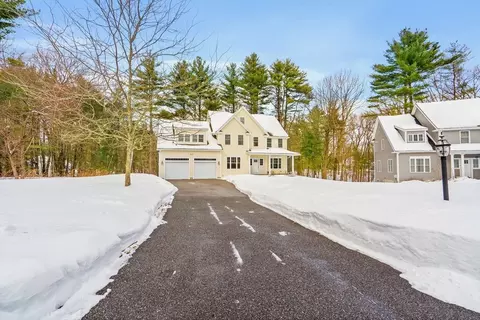 6 Beacon Ct, Acton, MA 01720 photo 2