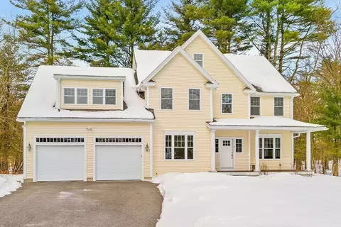 6 Beacon Ct, Acton, MA 01720