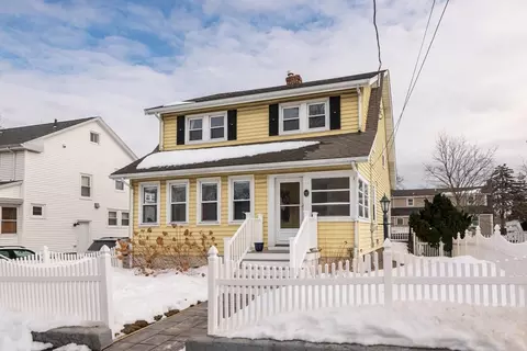 40 Virginia Rd, Quincy, MA 02169
