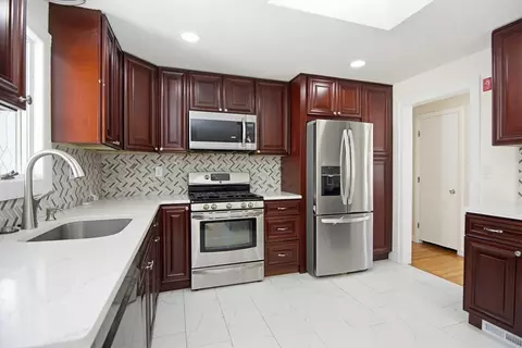 31 Spring Ln, Sharon, MA 02067 photo 9