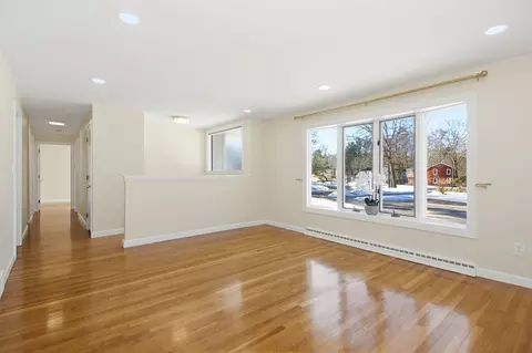 31 Spring Ln, Sharon, MA 02067 photo 6
