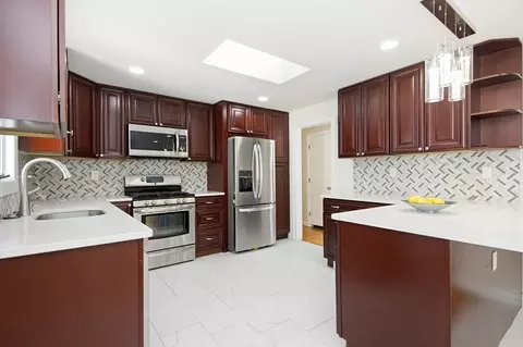 31 Spring Ln, Sharon, MA 02067 photo 8