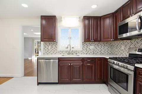 31 Spring Ln, Sharon, MA 02067 photo 10
