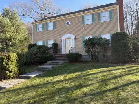 88 Patricia Dr, Milton, MA 02186