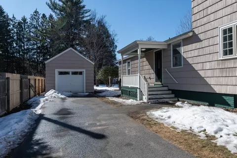 40 Clark St, Easthampton, MA 01027 photo 24