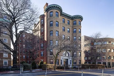 1010 Massachusetts Ave, Cambridge, MA 02138