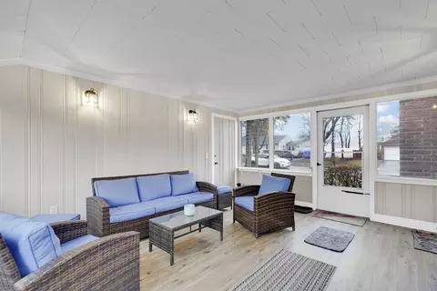 38 Northway Dr, Springfield, MA 01119 photo 6