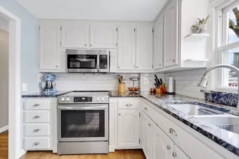 38 Northway Dr, Springfield, MA 01119 photo 9
