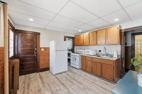 104-106 Madison St, Chicopee, MA 01020 photo 8