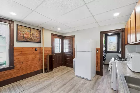 104-106 Madison St, Chicopee, MA 01020 photo 9