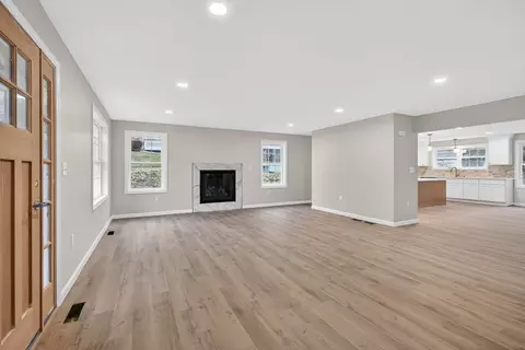 65 Ormonde Rd, Methuen, MA 01844 photo 15