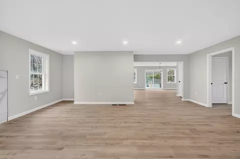 65 Ormonde Rd, Methuen, MA 01844 photo 24