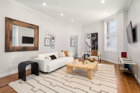 226 Marlborough St #5, Boston, MA 02116