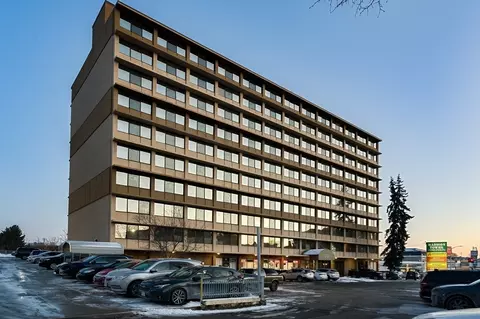 70 Southbridge St #611, Worcester, MA 01608