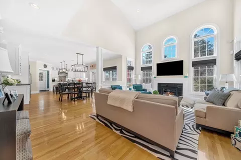 67 Mohawk Path, Holliston, MA 01746 photo 9