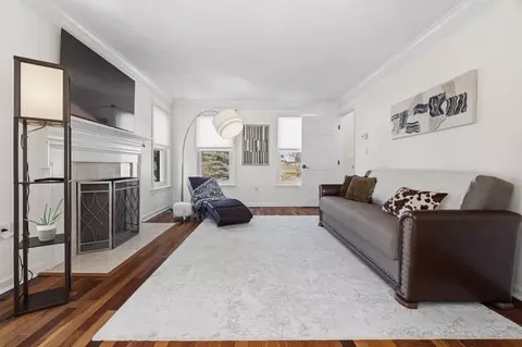 Living - 7 Blacksmith Way, Saugus, MA 01906 photo 4 of 4