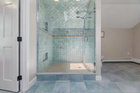 Bath - 7 Blacksmith Way, Saugus, MA 01906 photo 3 of 3