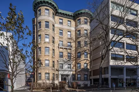1039 Massachusetts Ave, Cambridge, MA 02138
