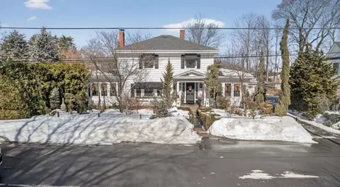15 Wells Ave, Amesbury, MA 01913