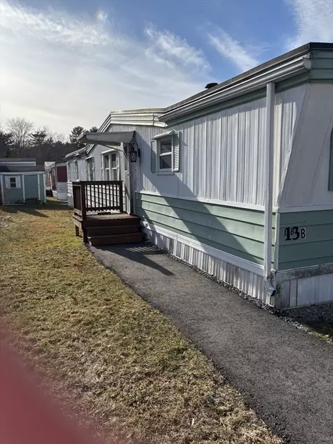 305 Turnpike #13B, Easton, MA 02375