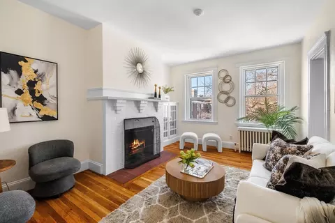 42 Linnaean St #15, Cambridge, MA 02138