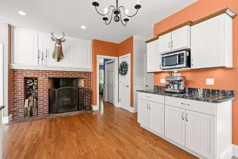Kitchen - 102 Maple Springs Rd, Wareham, MA 02571 photo 4 of 4