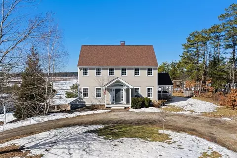 102 Maple Springs Rd, Wareham, MA 02571