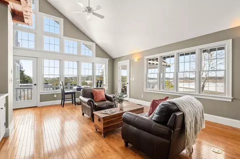 Living - 102 Maple Springs Rd, Wareham, MA 02571 photo 3 of 3