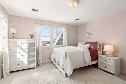 Bedroom - 102 Maple Springs Rd, Wareham, MA 02571 photo 4 of 7