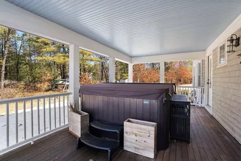 Exterior - 102 Maple Springs Rd, Wareham, MA 02571 photo 7 of 7