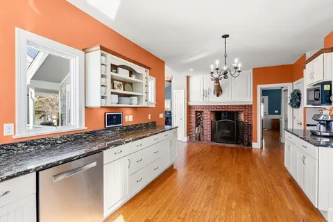 Kitchen - 102 Maple Springs Rd, Wareham, MA 02571 photo 3 of 4