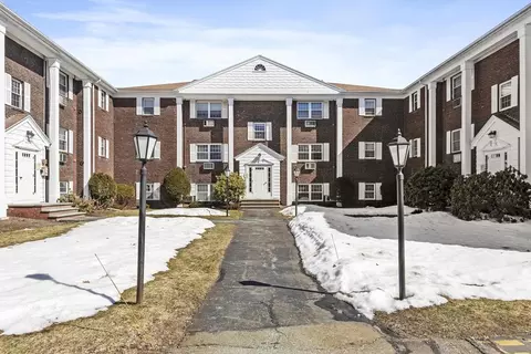 130 Parker St #J2, Acton, MA 01720