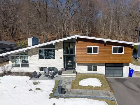 30 Billings Ln, Jamaica Plain, MA 02130