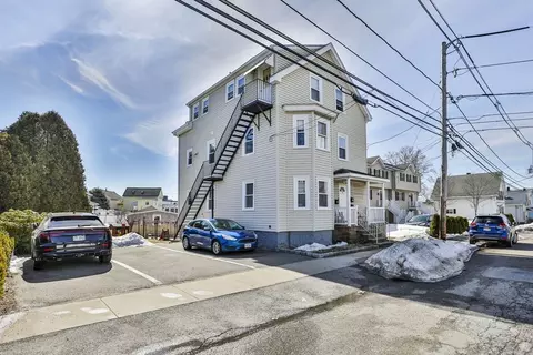 23 Northend, Peabody, MA 01960
