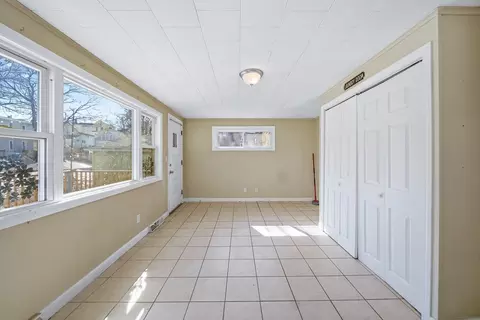 Entry Way - 12 Eade St, Lynn, MA 01902 photo 1 of 3