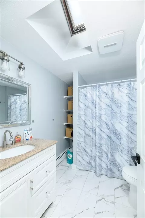 Bath - 16 Vincent Cir, Worcester, MA 01604 photo 2 of 2