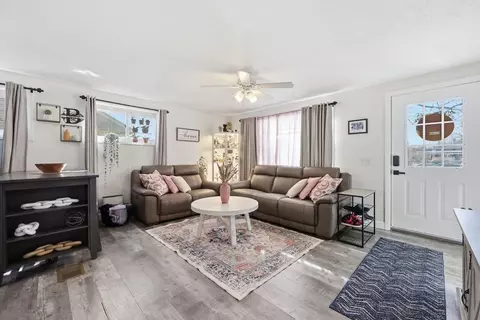 191 Monrovia St, Springfield, MA 01104 photo 12