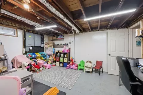 191 Monrovia St, Springfield, MA 01104 photo 23