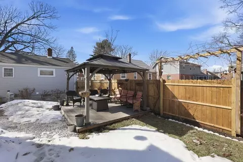 191 Monrovia St, Springfield, MA 01104 photo 5