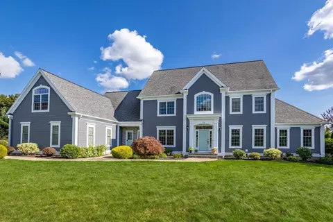 14 Fairway Dr, Northborough, MA 01532