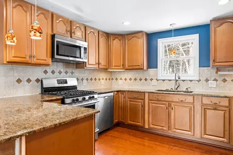 30 Cottage St, Orange, MA 01364 photo 4