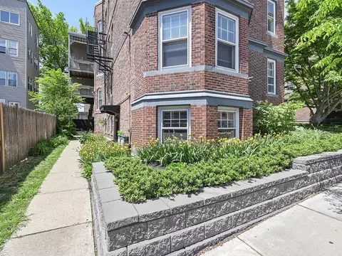 1 Dana St #1, Cambridge, MA 02138