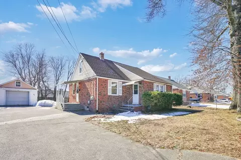 107 Beauregard Ter, Chicopee, MA 01020
