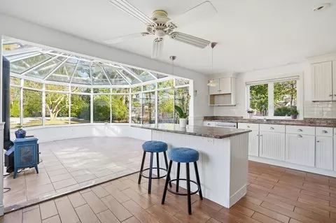 74 Central St, Norwell, MA 02061