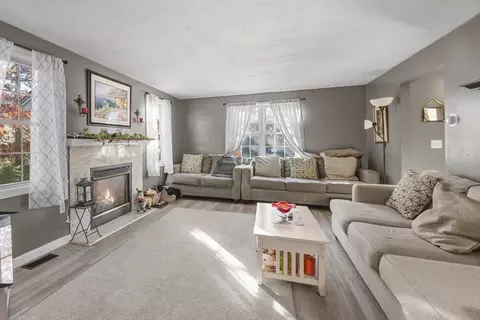 4 Mather Dr, Wareham, MA 02571 photo 5