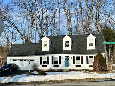 3 Dogwood Cir, Haverhill, MA 01832