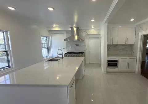 Kitchen - 194 Sumner Ave, Springfield, MA 01108 photo 1 of 7